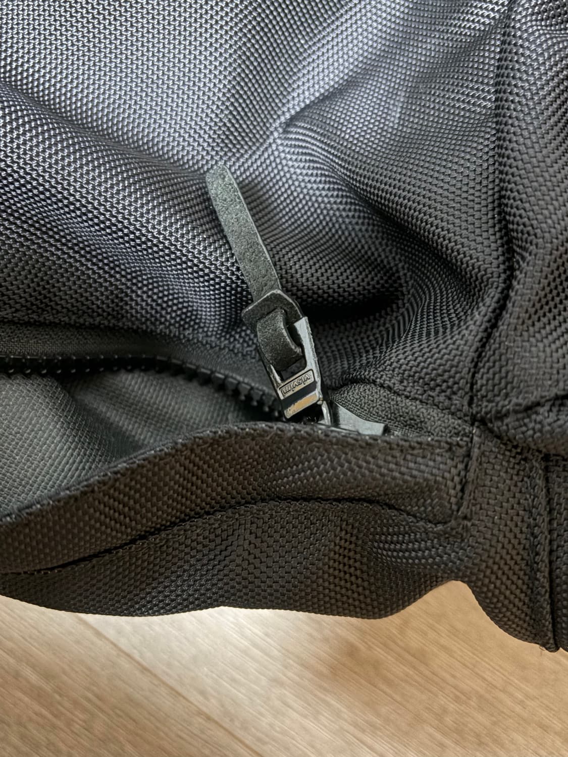 비즈빔 발리스틱 코듀라 22L 백팩 블랙 상품이미지5