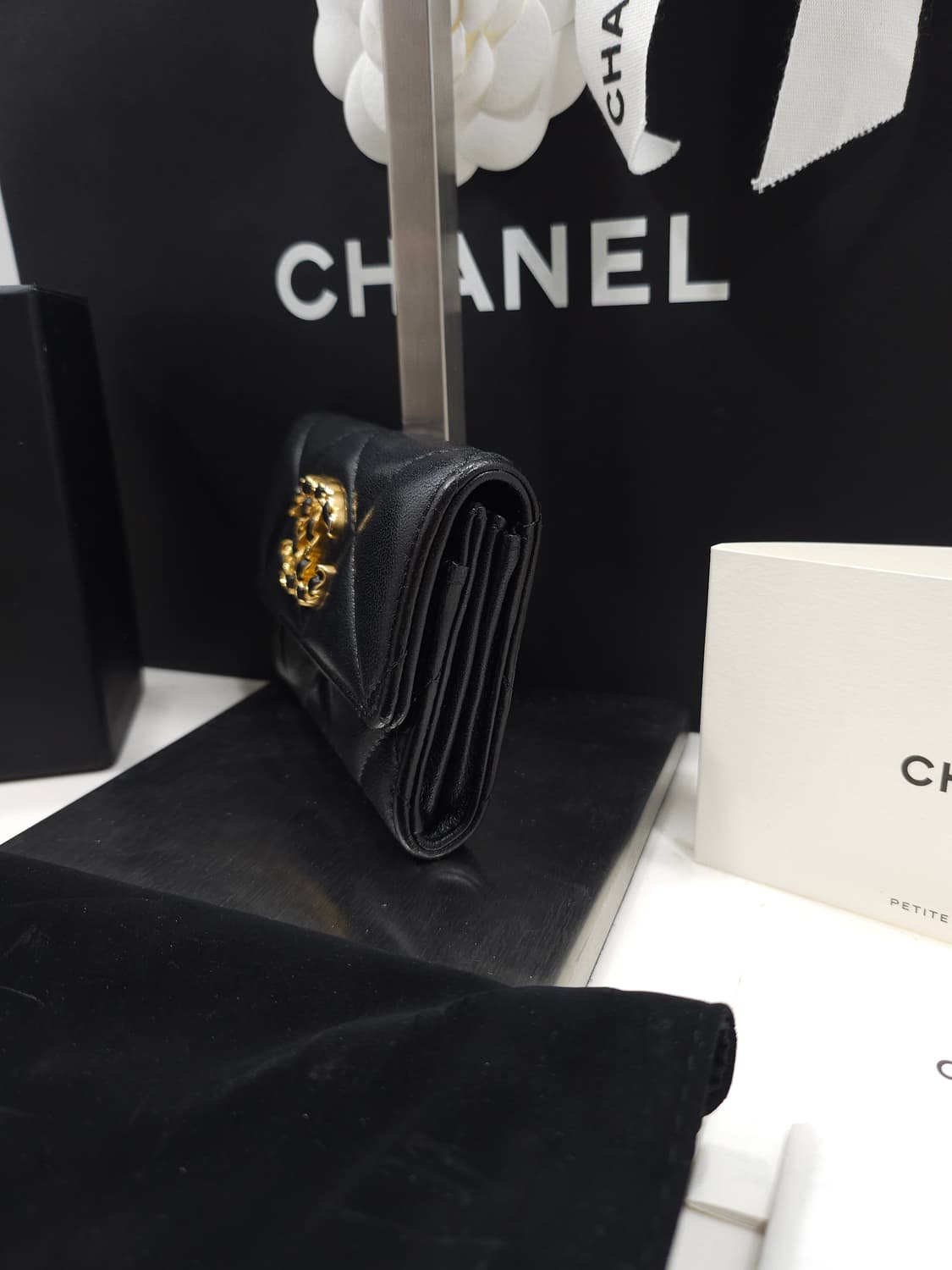 [정품] 샤넬 19 플랩 카드홀더 AP1790 상품이미지3