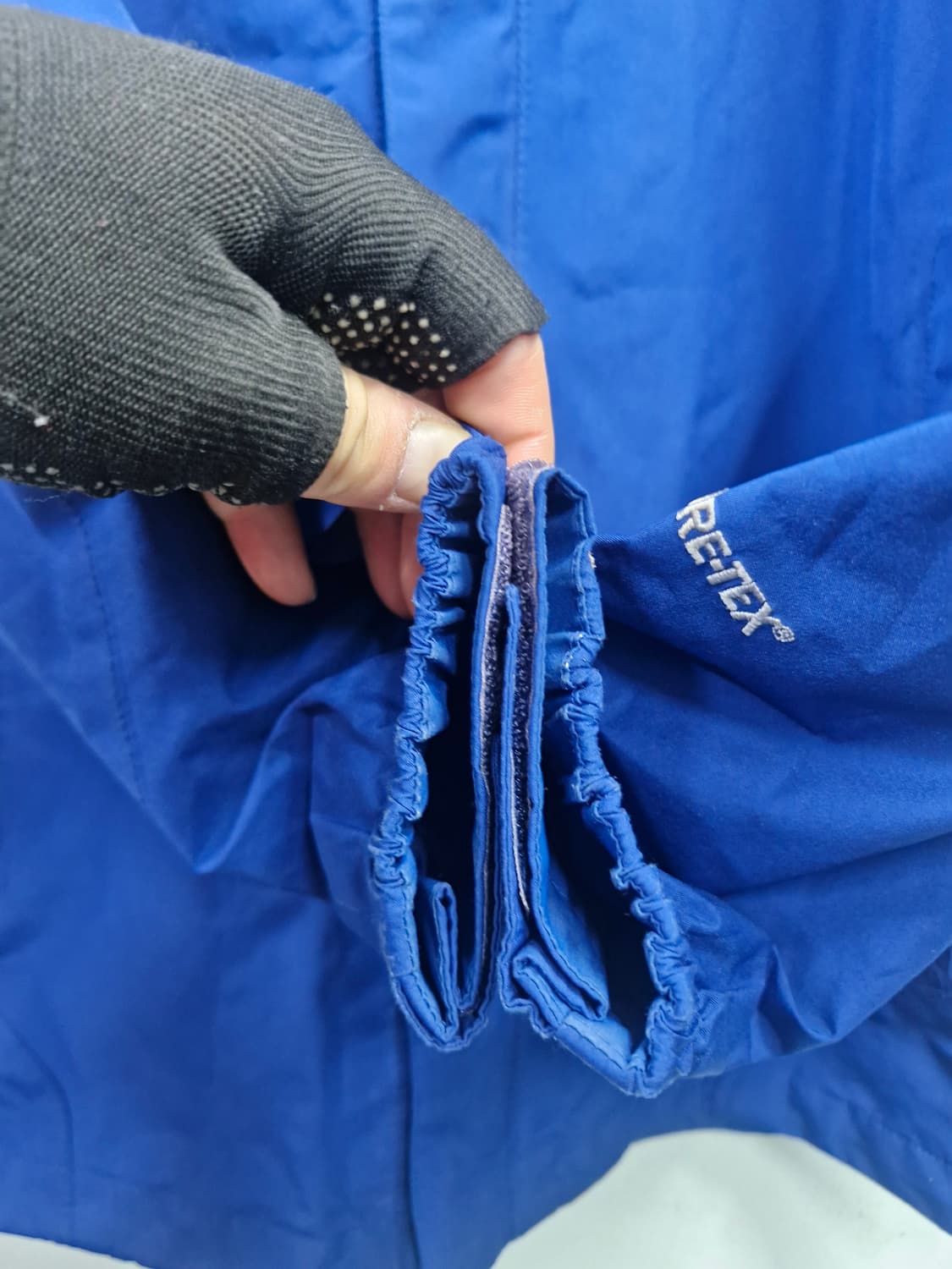 100L 노스페이스 남성 고어텍스 바람막이 자켓. 상품이미지4