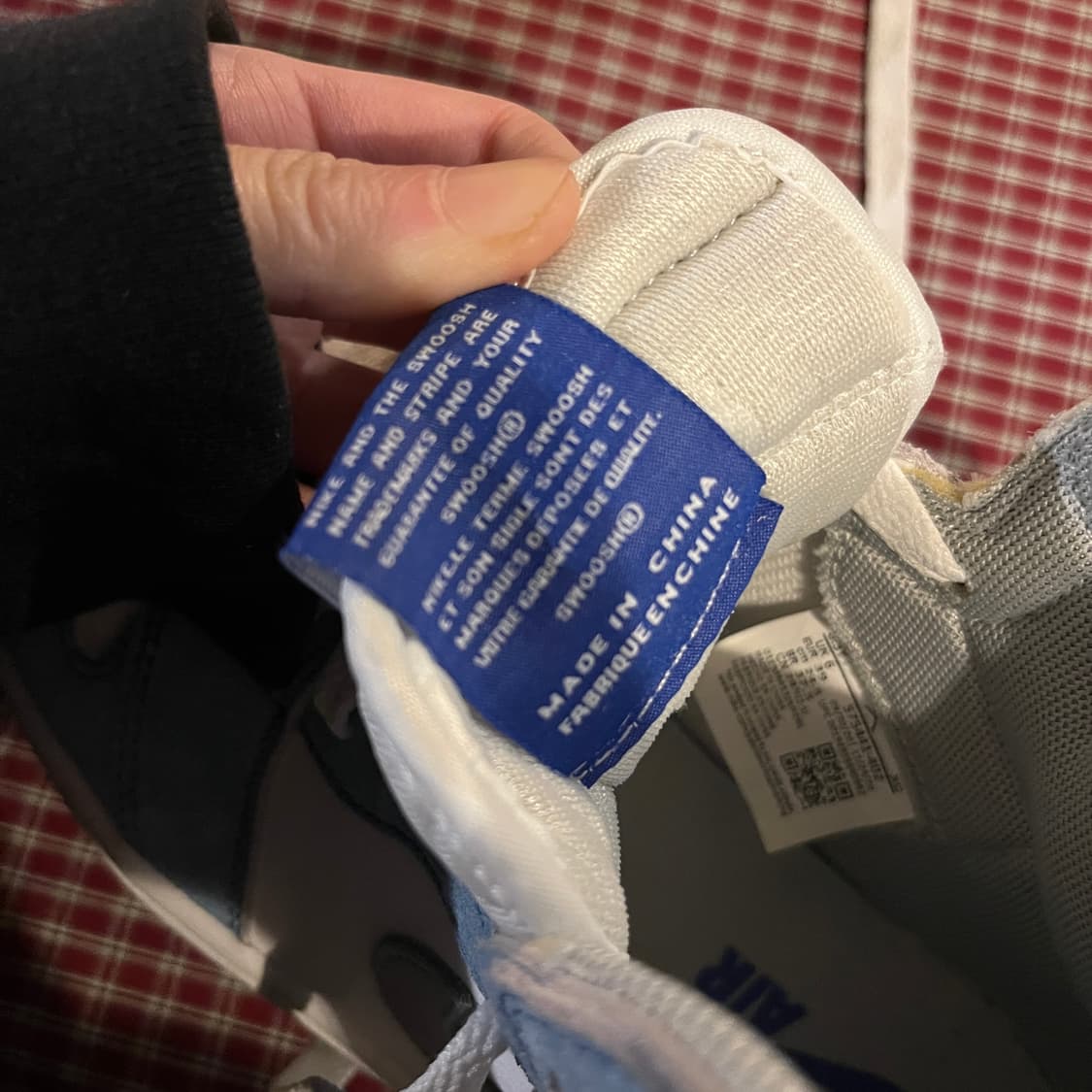 나이키 조던1 하이 하이퍼로얄 (245) 상품이미지9