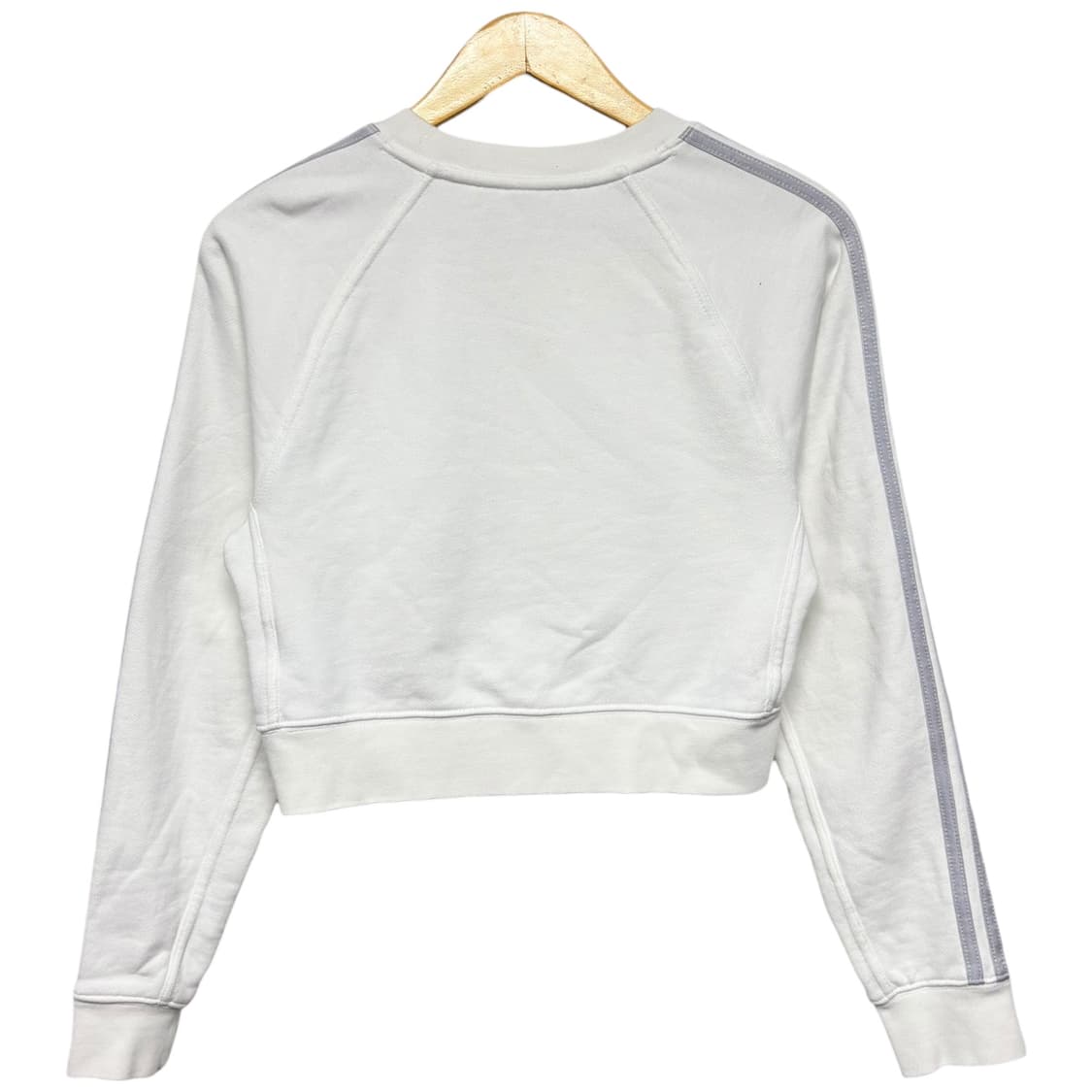 3823 아디다스 화이트 실버 흰실 크롭 맨투맨 상품이미지3