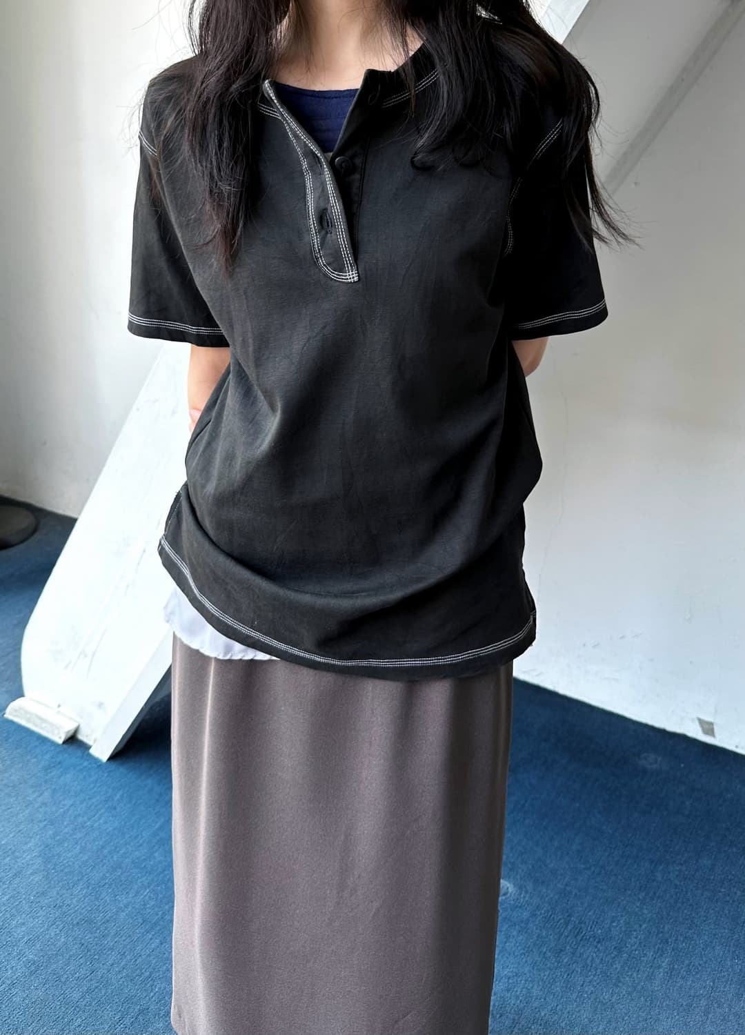 Design stitch button neck t-shirt 상품이미지7