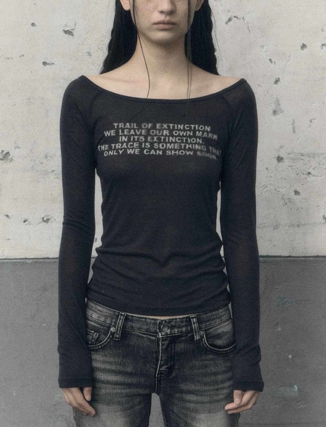 보헤미안서울 PRINTED LONG SLEEVE, CHARCOAL 상품이미지1