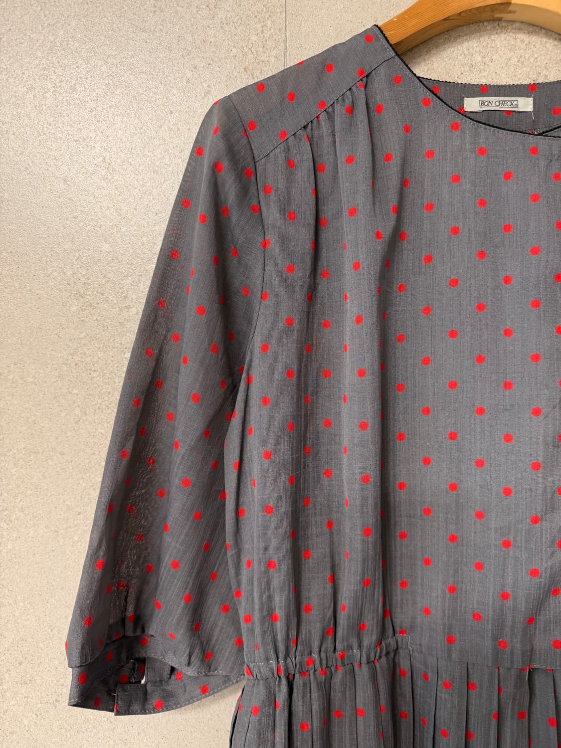 그레이 땡땡이 플리츠 원피스 상품이미지2