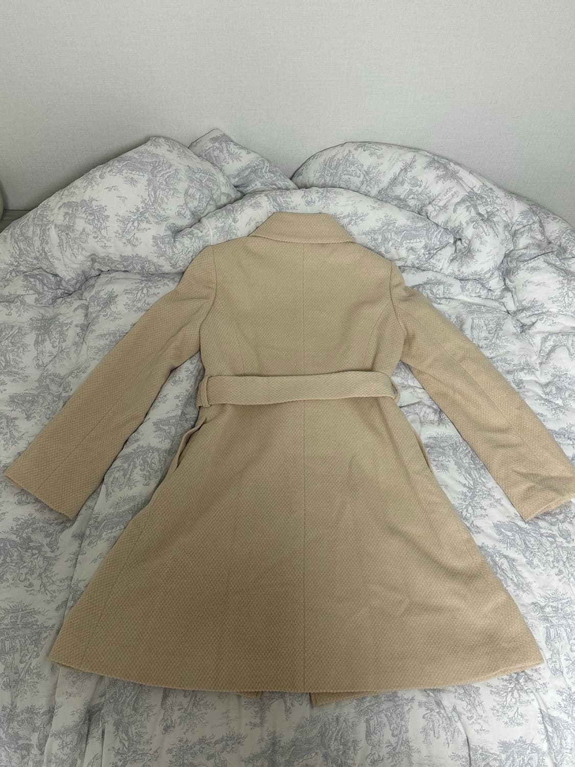 아이보리 A라인 코트 상품이미지4