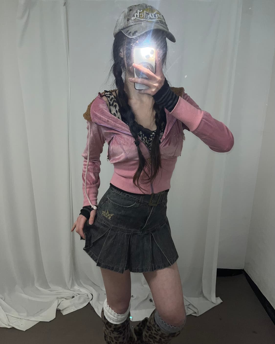 Y2K 핑크 벨루어 양털 크롭 후드집업 상품이미지1