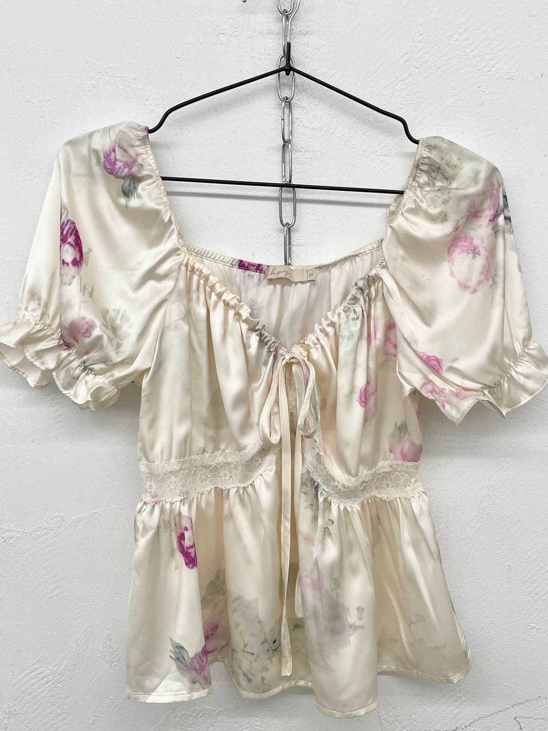 페어리 새틴 블라우스 상품이미지5