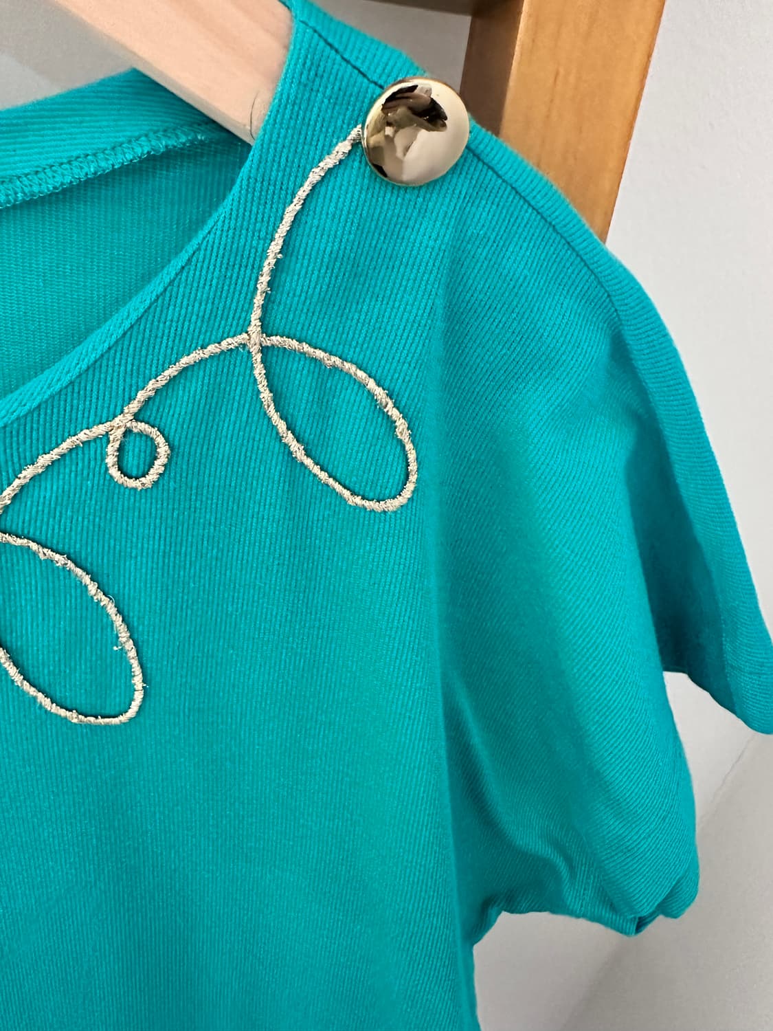 입생로랑 자수 반팔티셔츠 상품이미지3