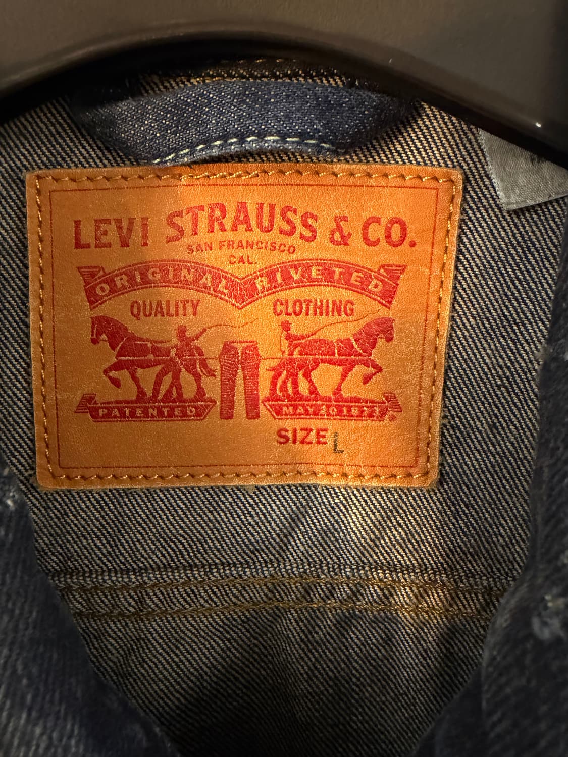 Levi's destoryed denim jacket L 상품이미지5
