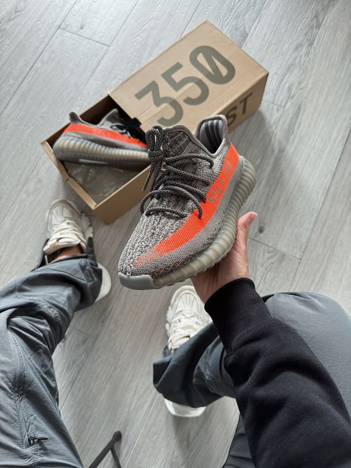 [275]아디다스 이지부스트 350V2 벨루가 리플렉티브 상품이미지2