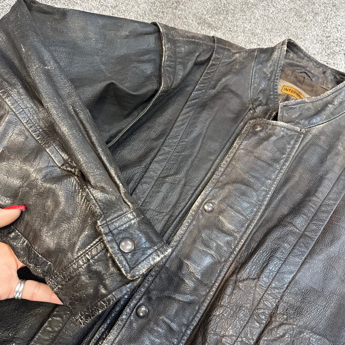 인터메조 브라운 소가죽 봄버 자켓M-L 상품이미지7