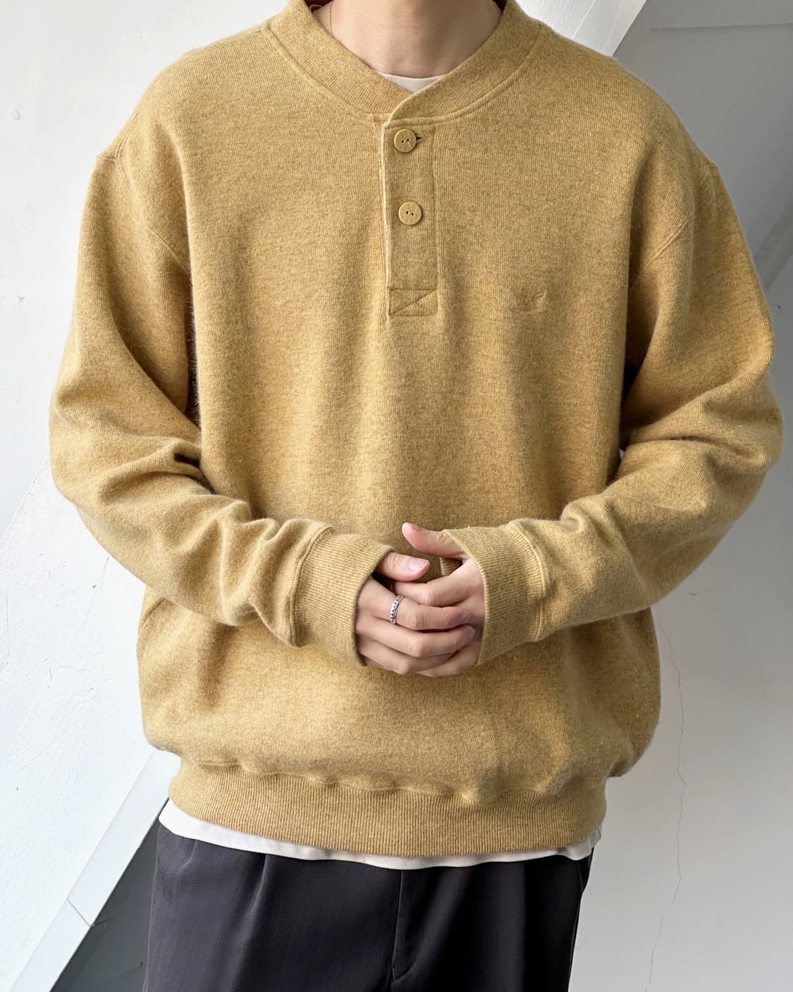 Design neck high gauge knit P/O 상품이미지9