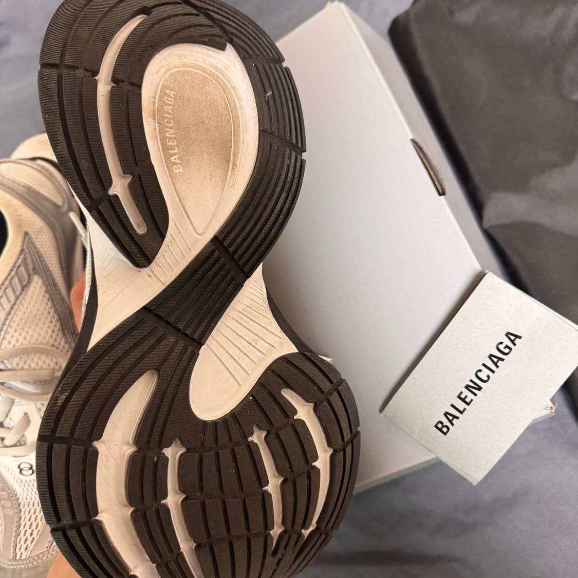 발렌시아가 서킷 스니커즈 40 상품이미지4