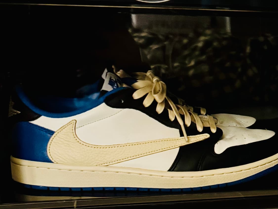 조던 트래비스 스캇 프라그먼트 로우 290 상품이미지1