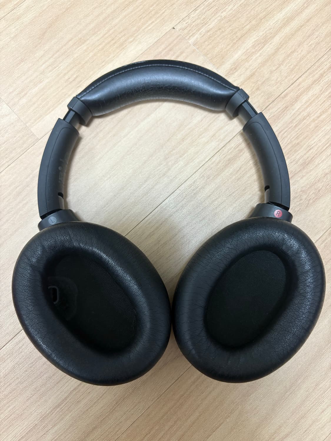 소니 WH-1000XM4 블랙 헤드폰 상품이미지2