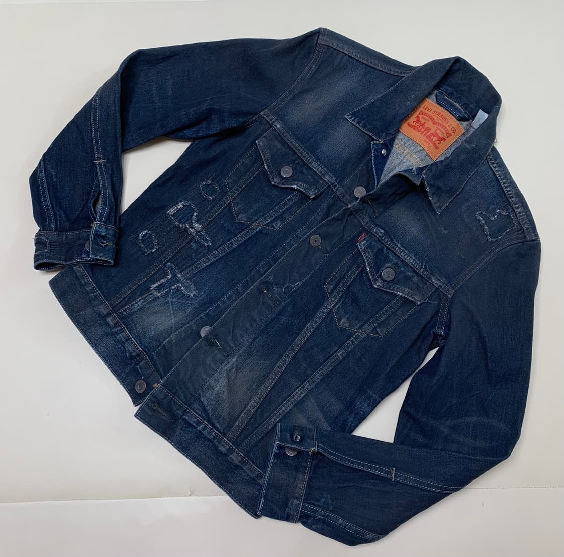 [S] 리바이스 데미지 워시드 트러커 자켓 상품이미지1