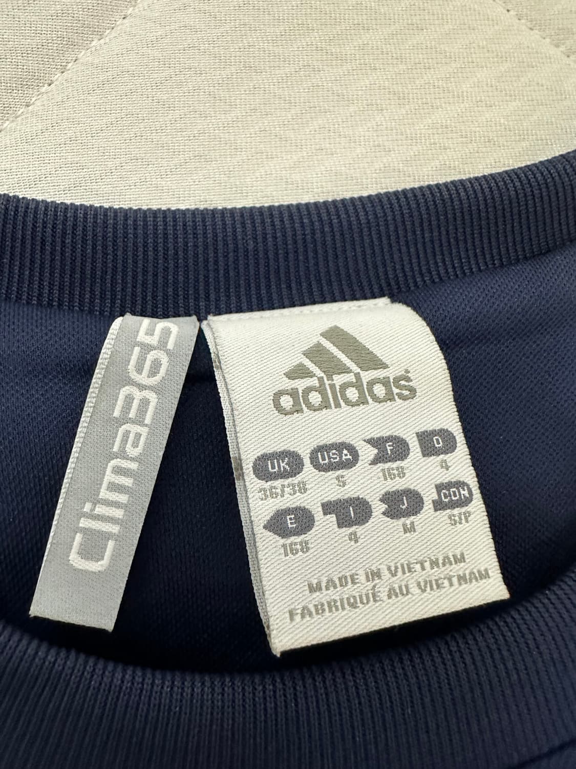 레알 마드리드 트레이닝탑 상품이미지3