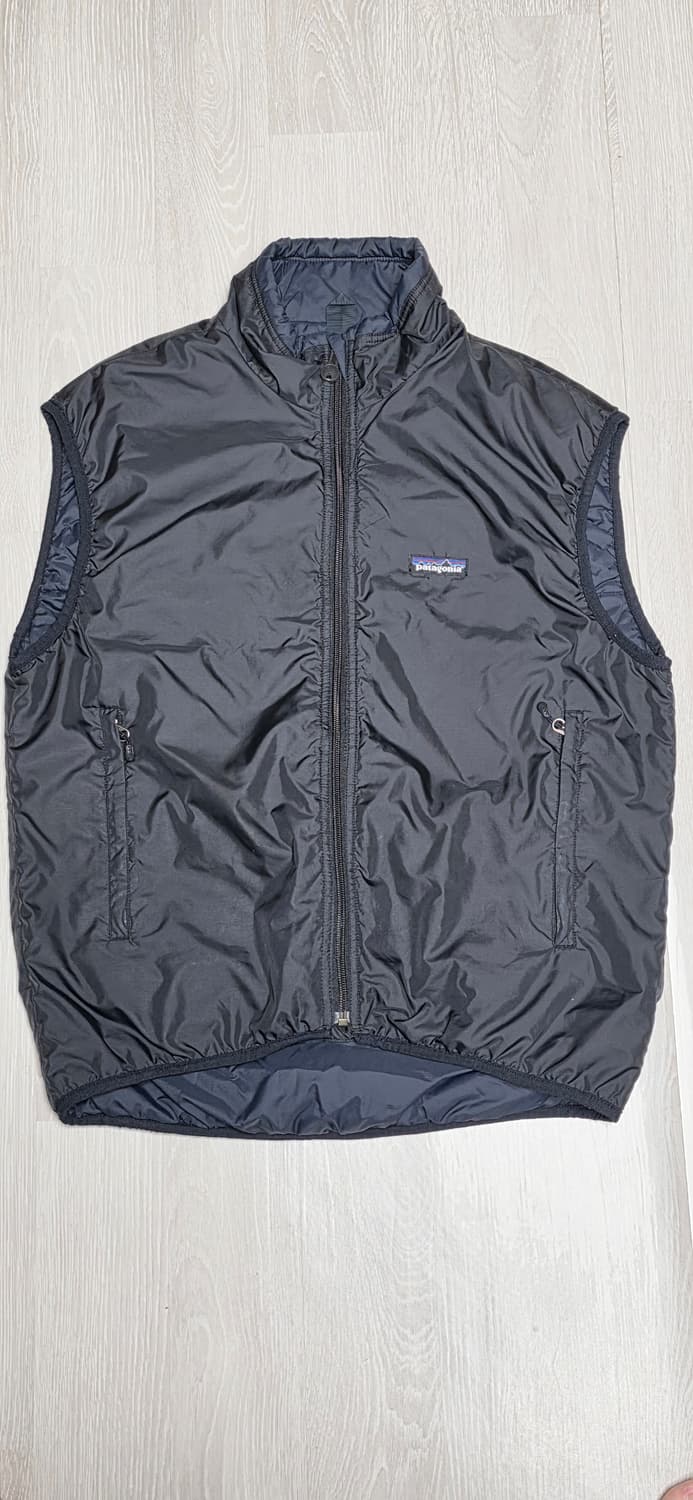 파타고니아 퍼프볼 베스트 블랙 M사이즈 판매 상품이미지1