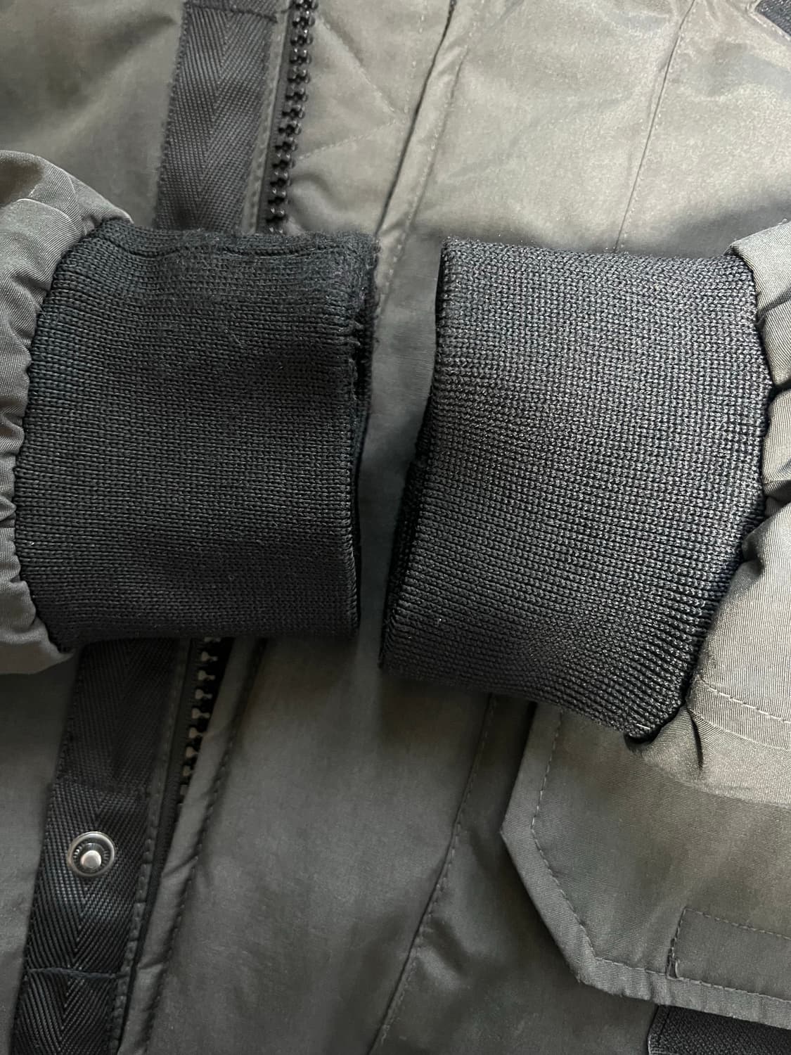 내셔널지오그래픽 타루가 RDS 덕다운 숏패딩 L 차콜(다크그레이) 상품이미지6