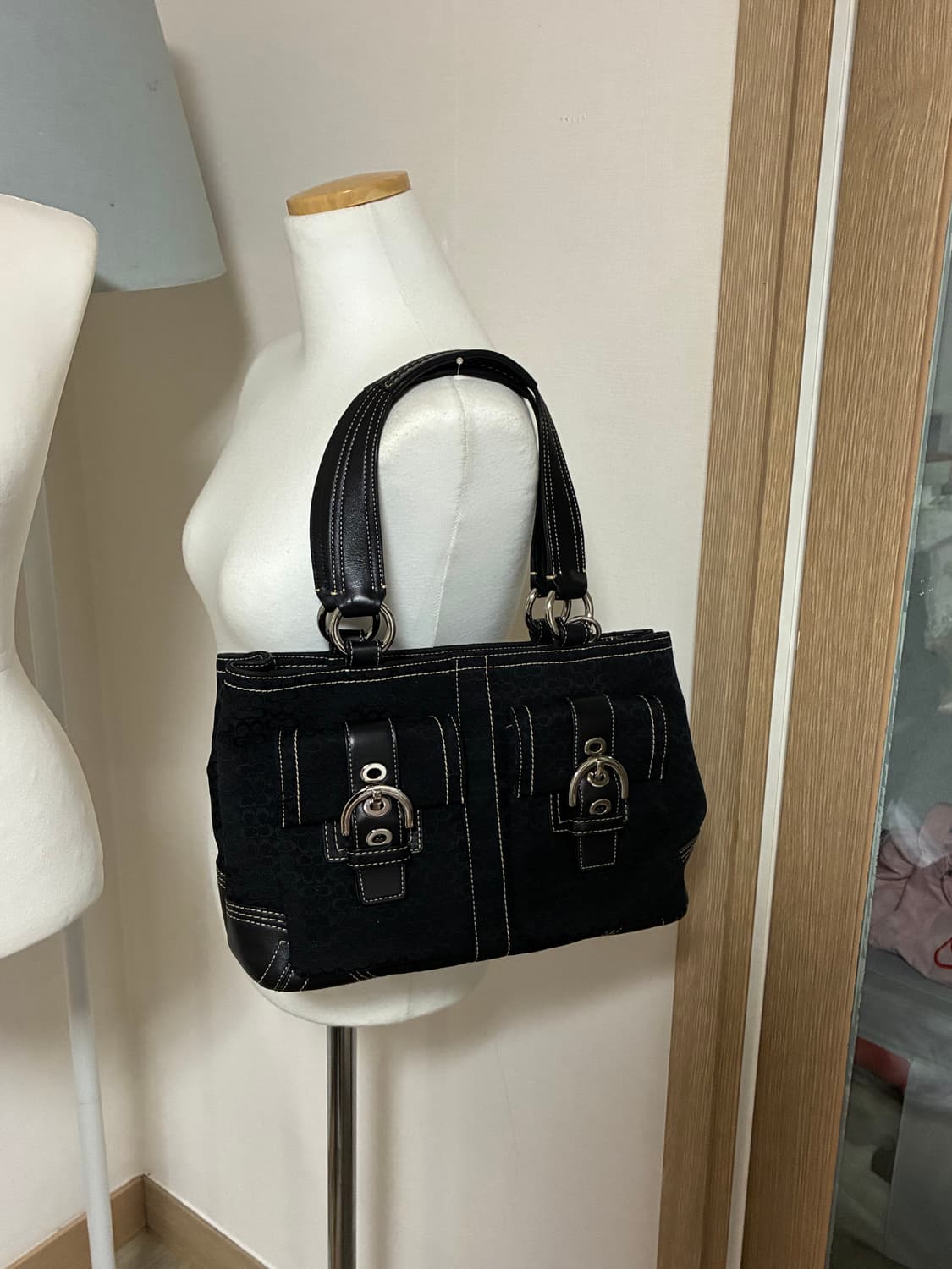 Y2K 코치 토트백 상품이미지1