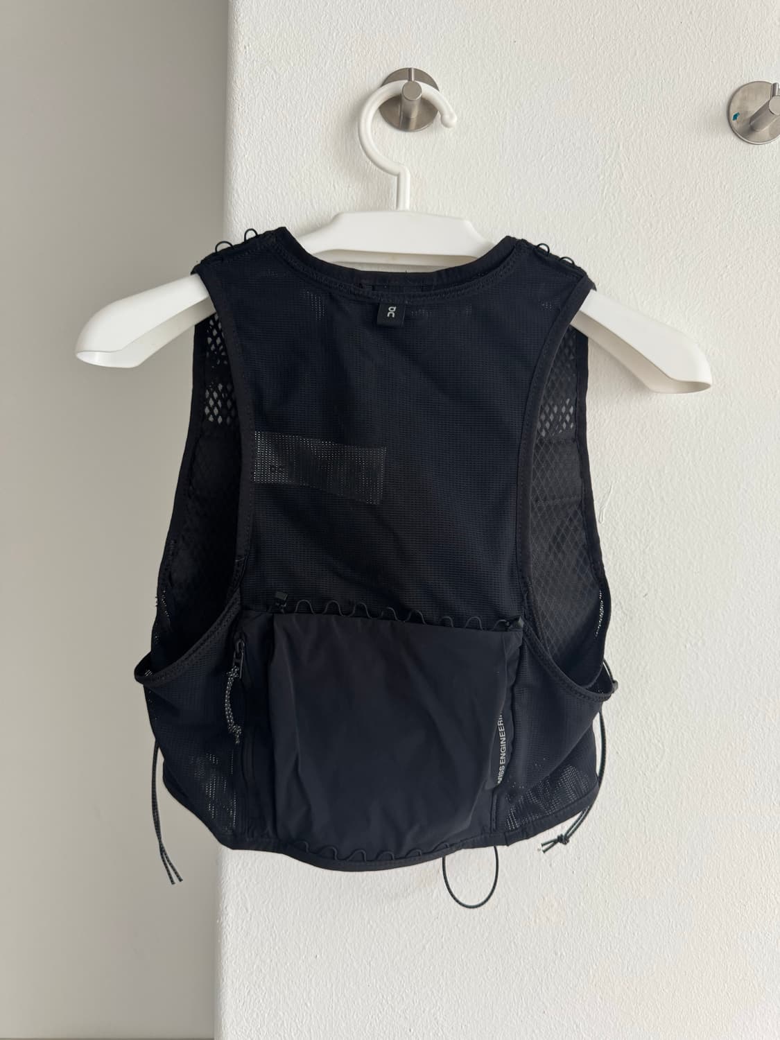 ON running Ultra Vest Pro 상품이미지4