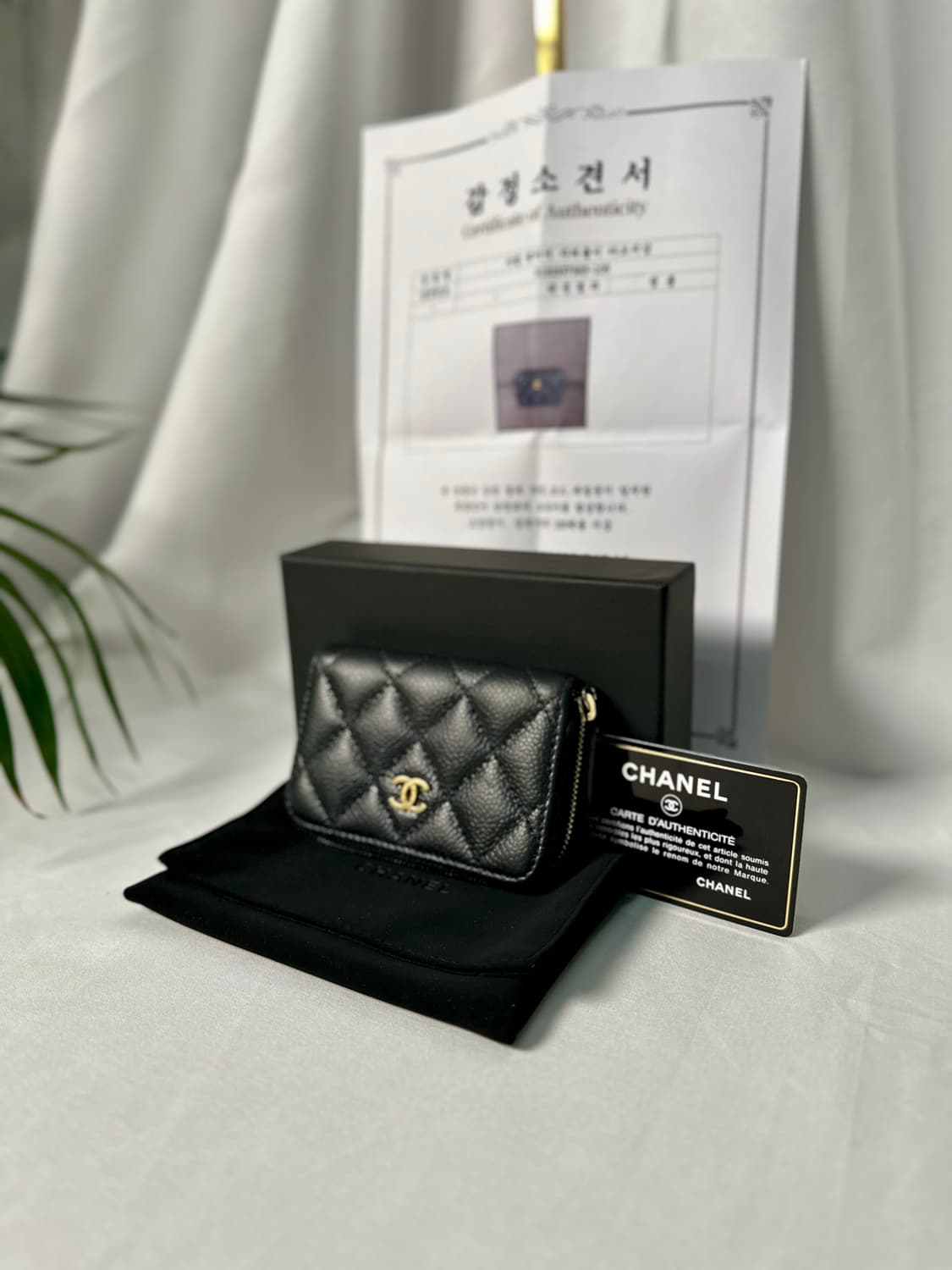 [정품]샤넬 케비어 카드지갑 금장로고 상품이미지2