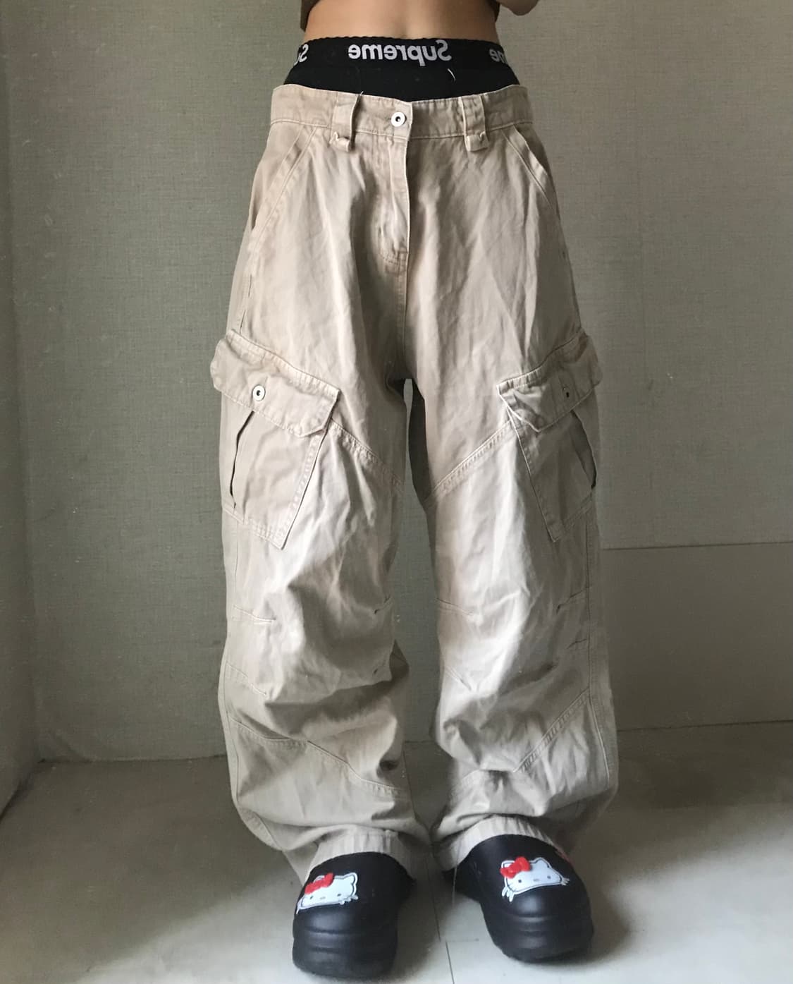 베이지 와이드핏 카고팬츠 상품이미지1