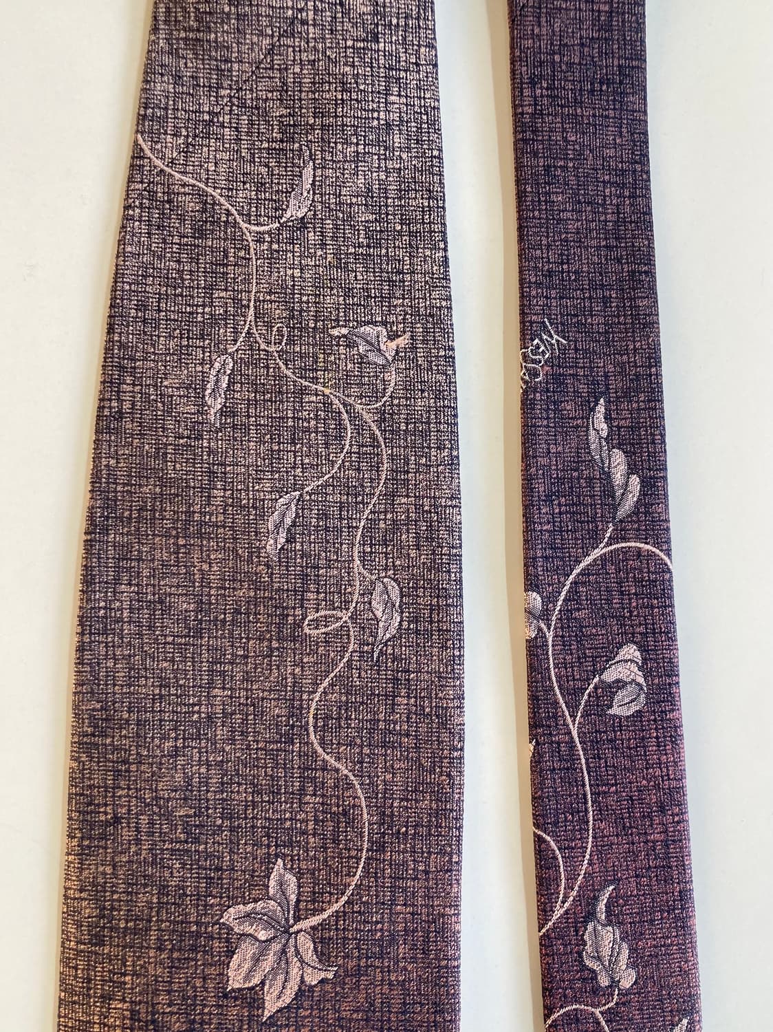 입생로랑 넥타이 상품이미지3