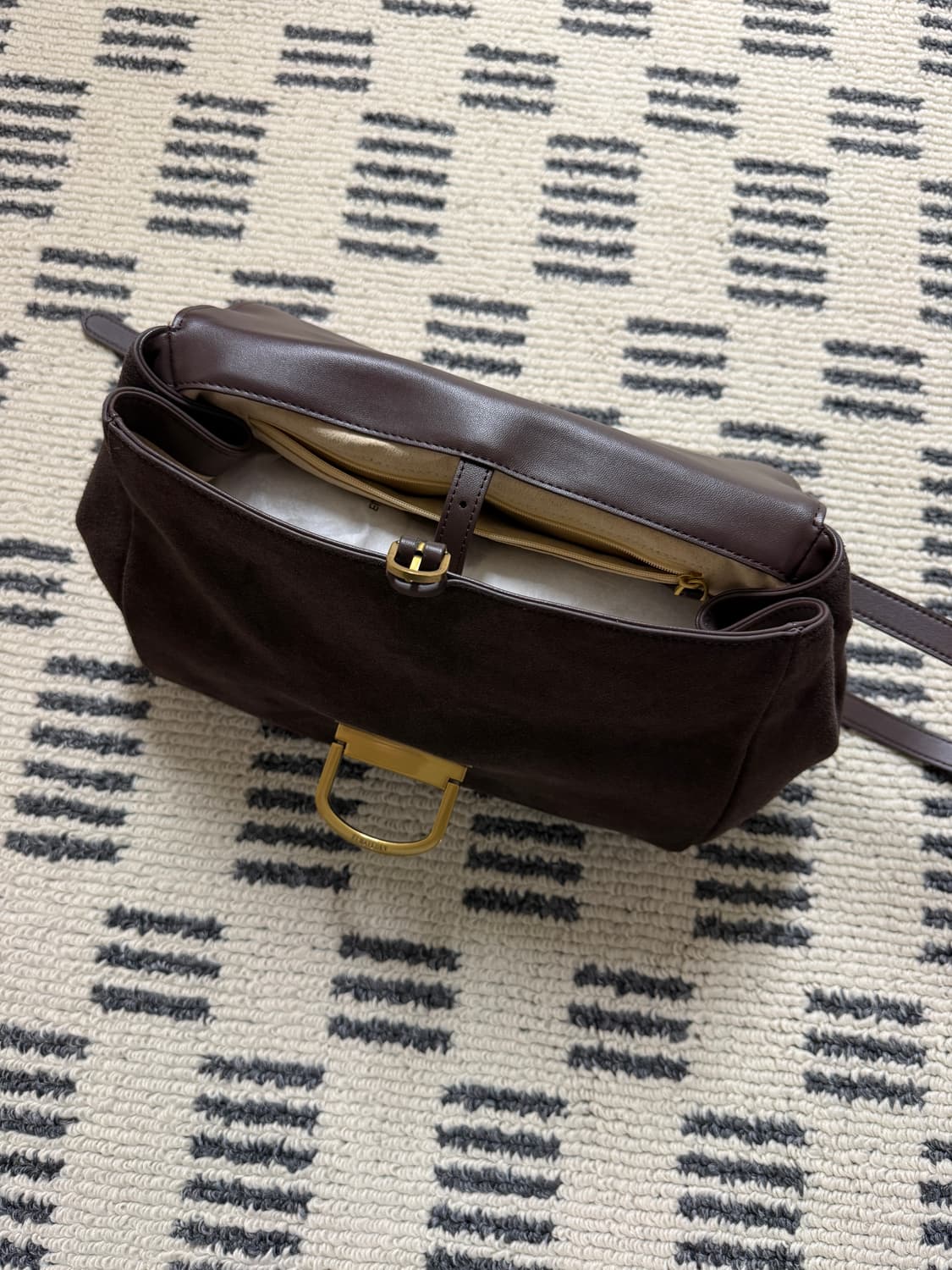 엘바테게브 벨디백 브라운 상품이미지2