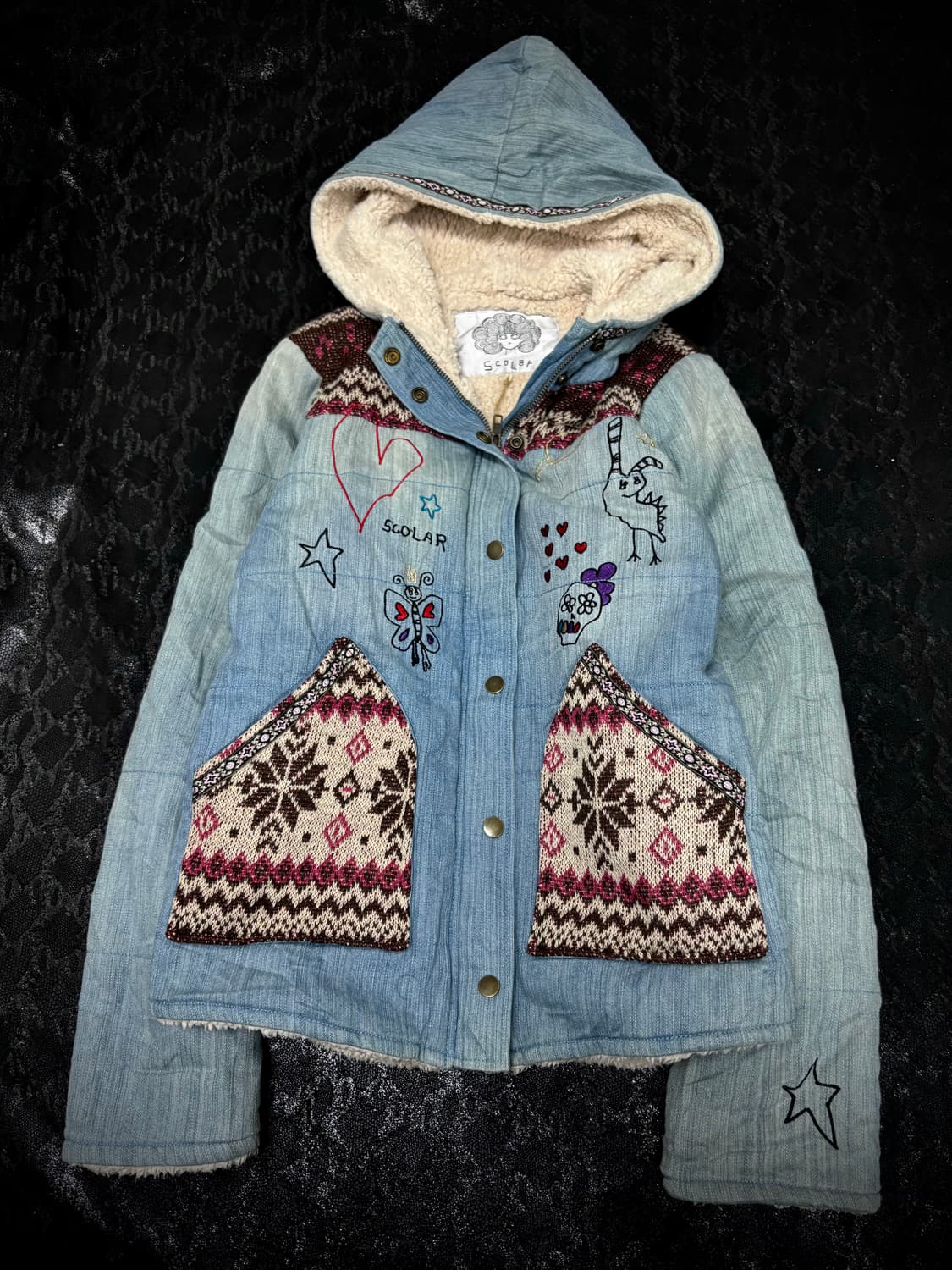 “Scolar” Kitsch&Hippie Mood White Fur Ho 상품이미지3