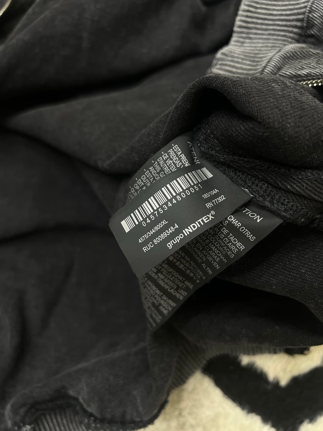 [한국2XL]ZARA 데님 흑청 워싱 맨투맨 상품이미지7