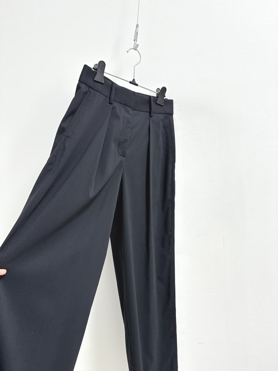 룰루레몬 모달 블렌드 하이라이즈 플리티드 트라우저 슬랙스 상품이미지5