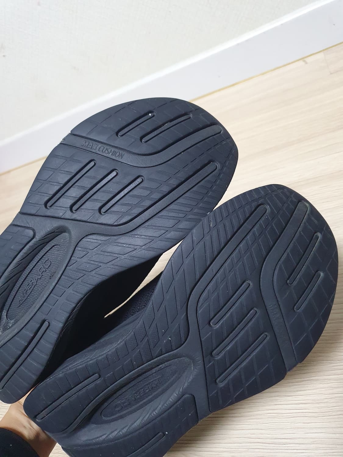 스케쳐스 맥스쿠셔닝 슬립온 270 상품이미지8