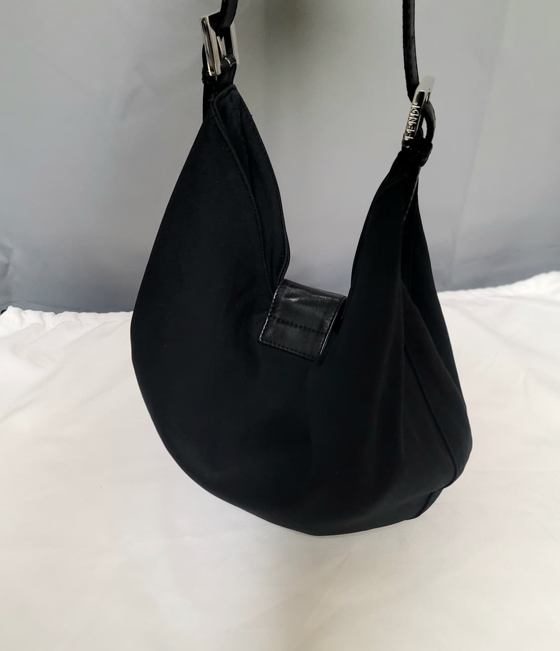 정품 펜디가방 토트백,숄더백(디올샤넬보테가루이비통구찌셀린느생로랑발렌시아가 상품이미지3