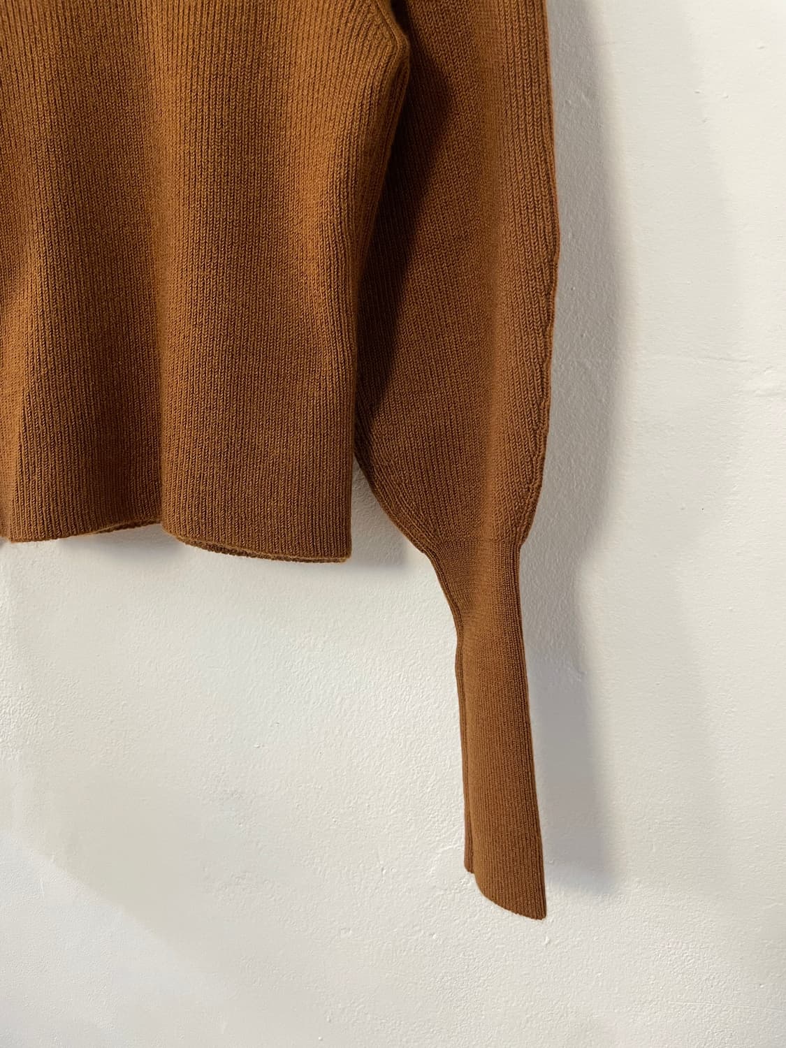 H&M 브이넥 니트  상품이미지9