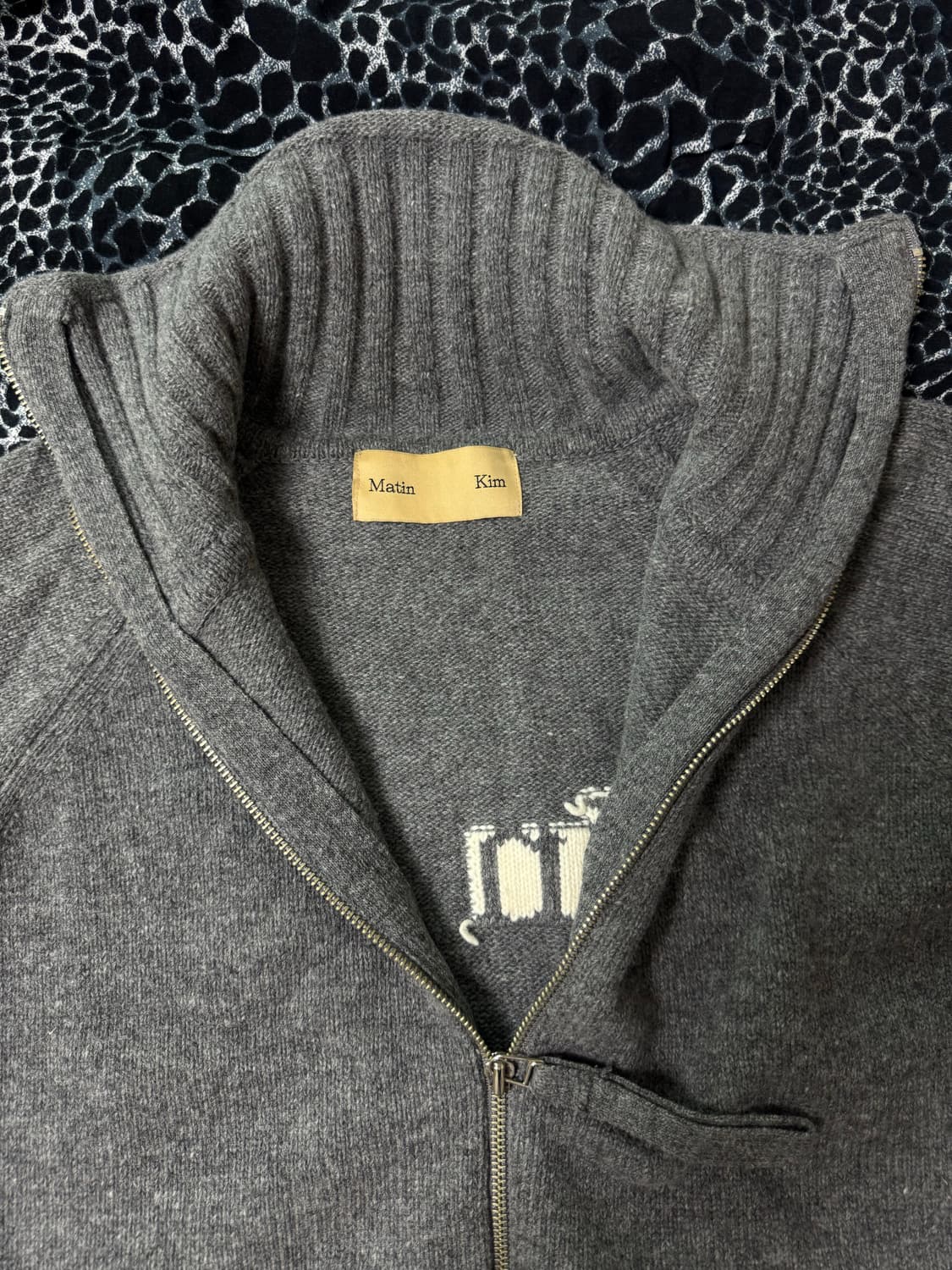 마뗑킴 니트집업 그레이 상품이미지4