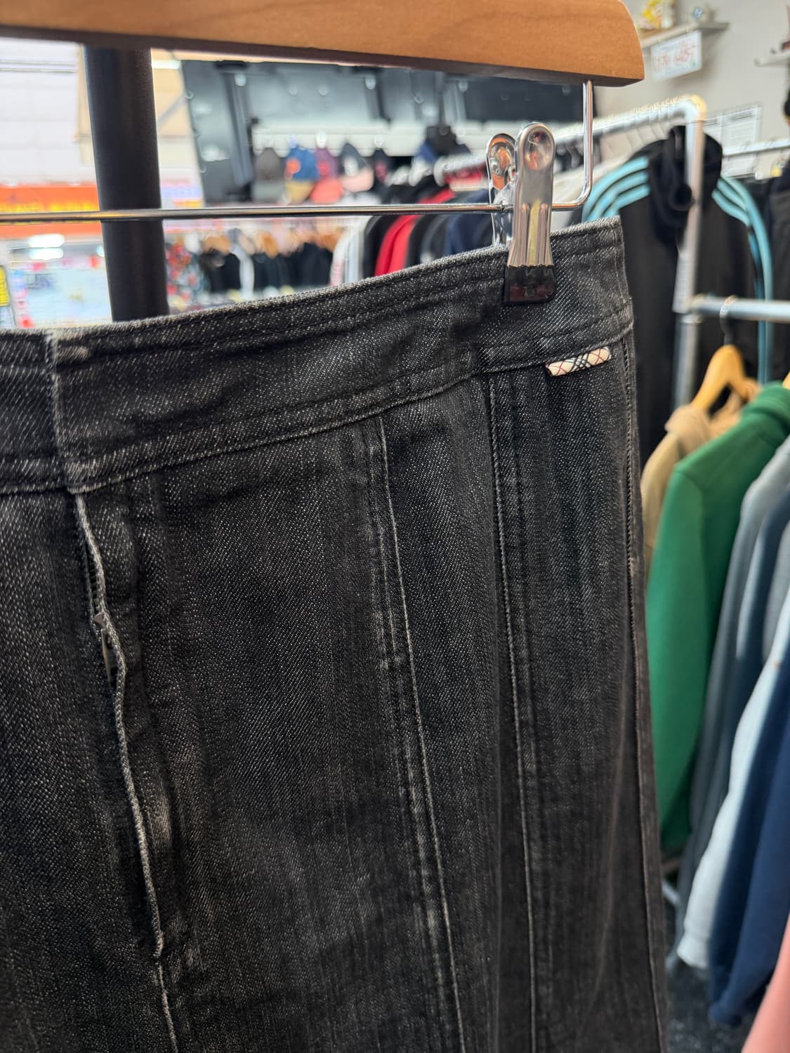 버버리 블랙데님 스커트 상품이미지2