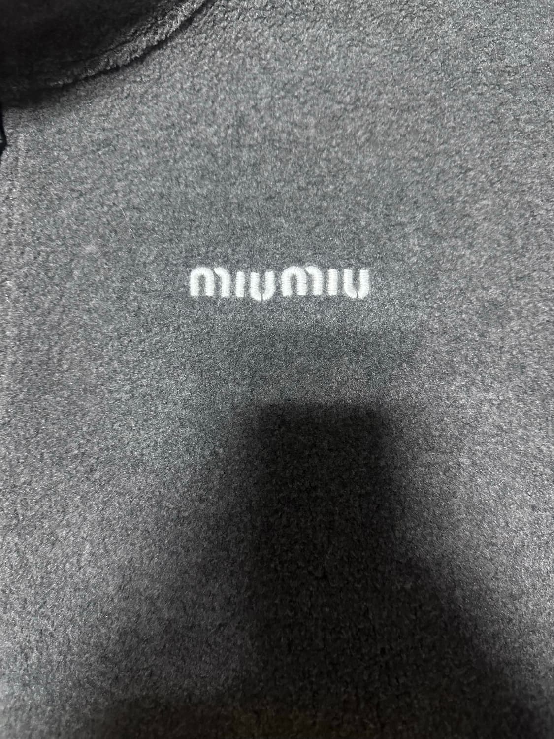 미우미우 플리스 스웨트셔츠 M 상품이미지2