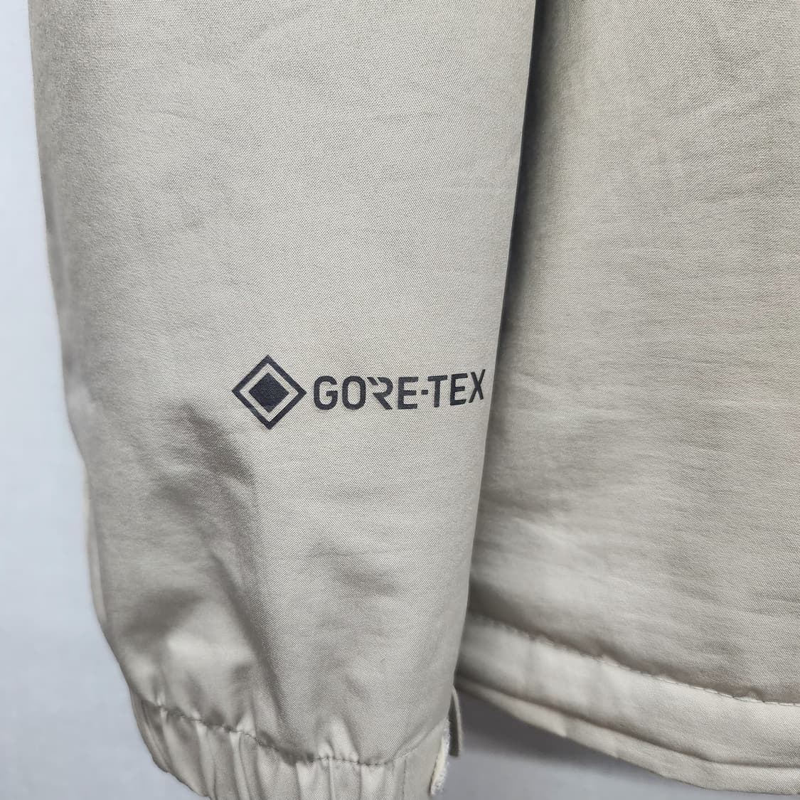 블랙야크 고어텍스 로고 바람막이 스트링 자켓 110(XL) 상품이미지4