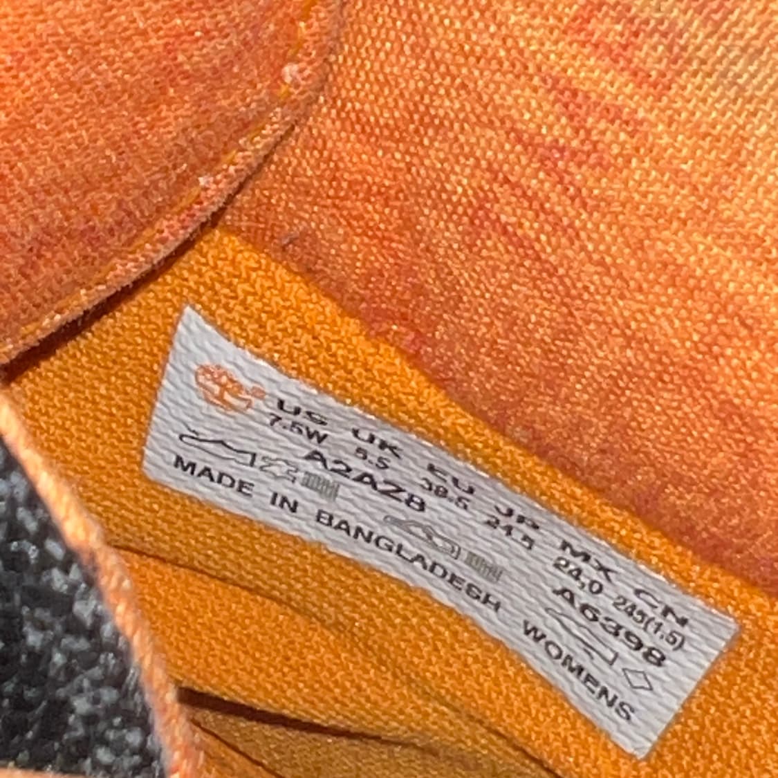 팀버랜드 6인치 프리미엄 워터프루프 리부틀 블랙 부츠 상품이미지6