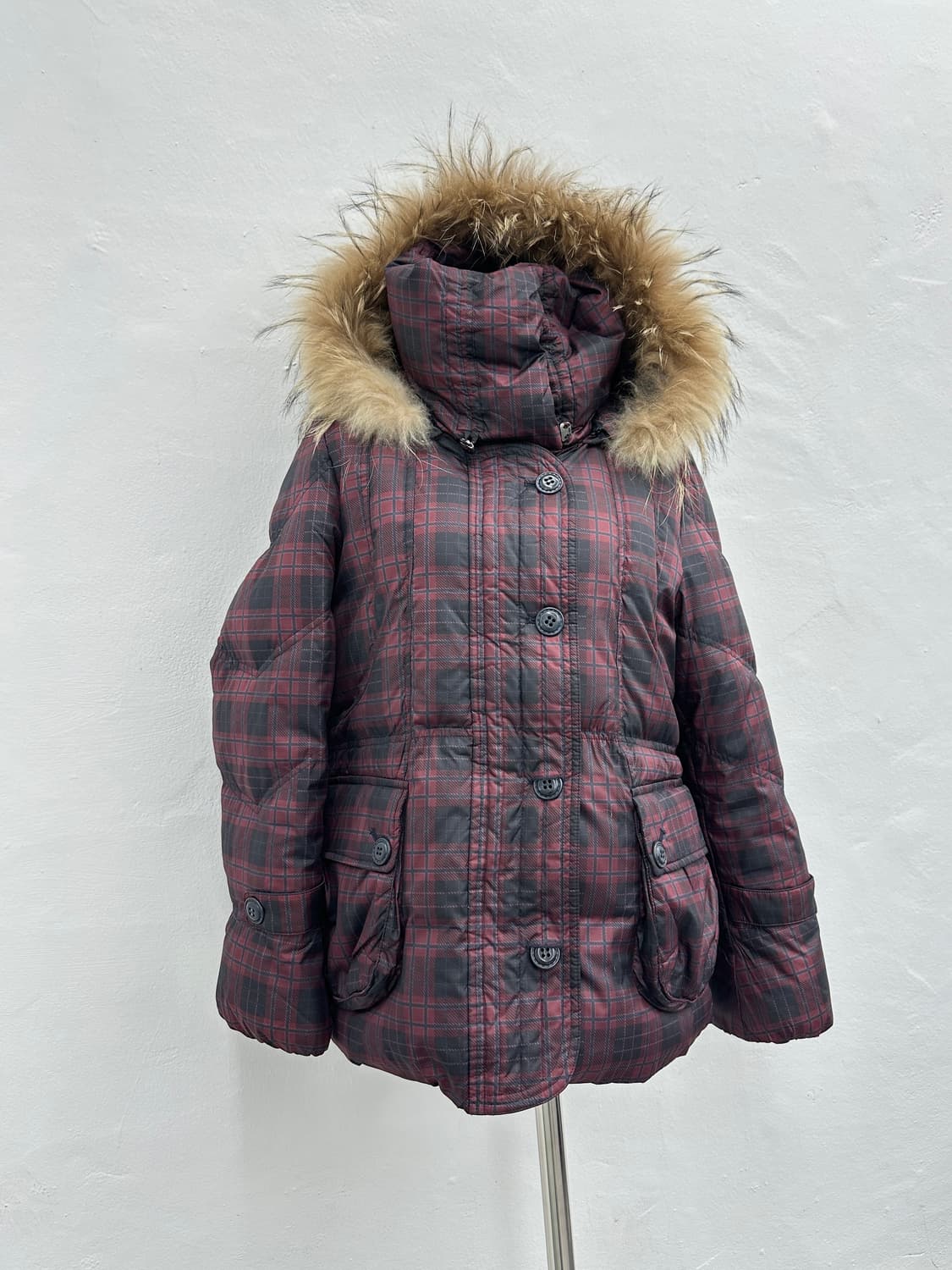 Raccoon fur high neck check puffer  상품이미지3