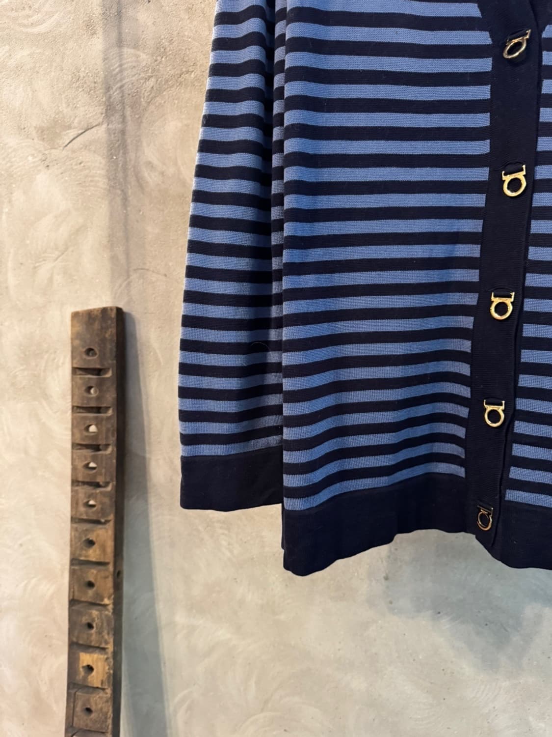 살바토레 페라가모 가디건 66~77 상품이미지4