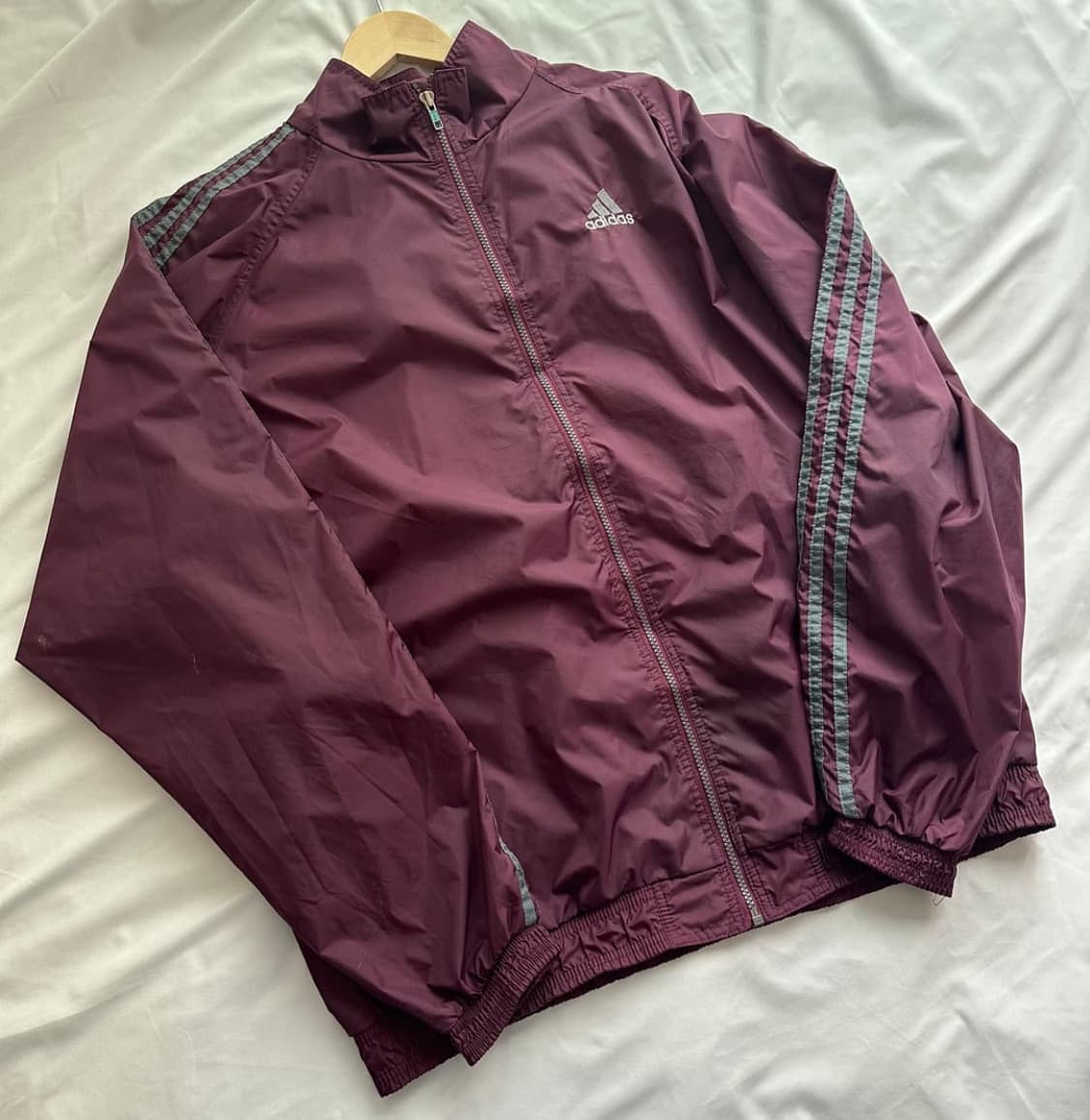 아디다스 오버핏 바람막이 상품이미지1