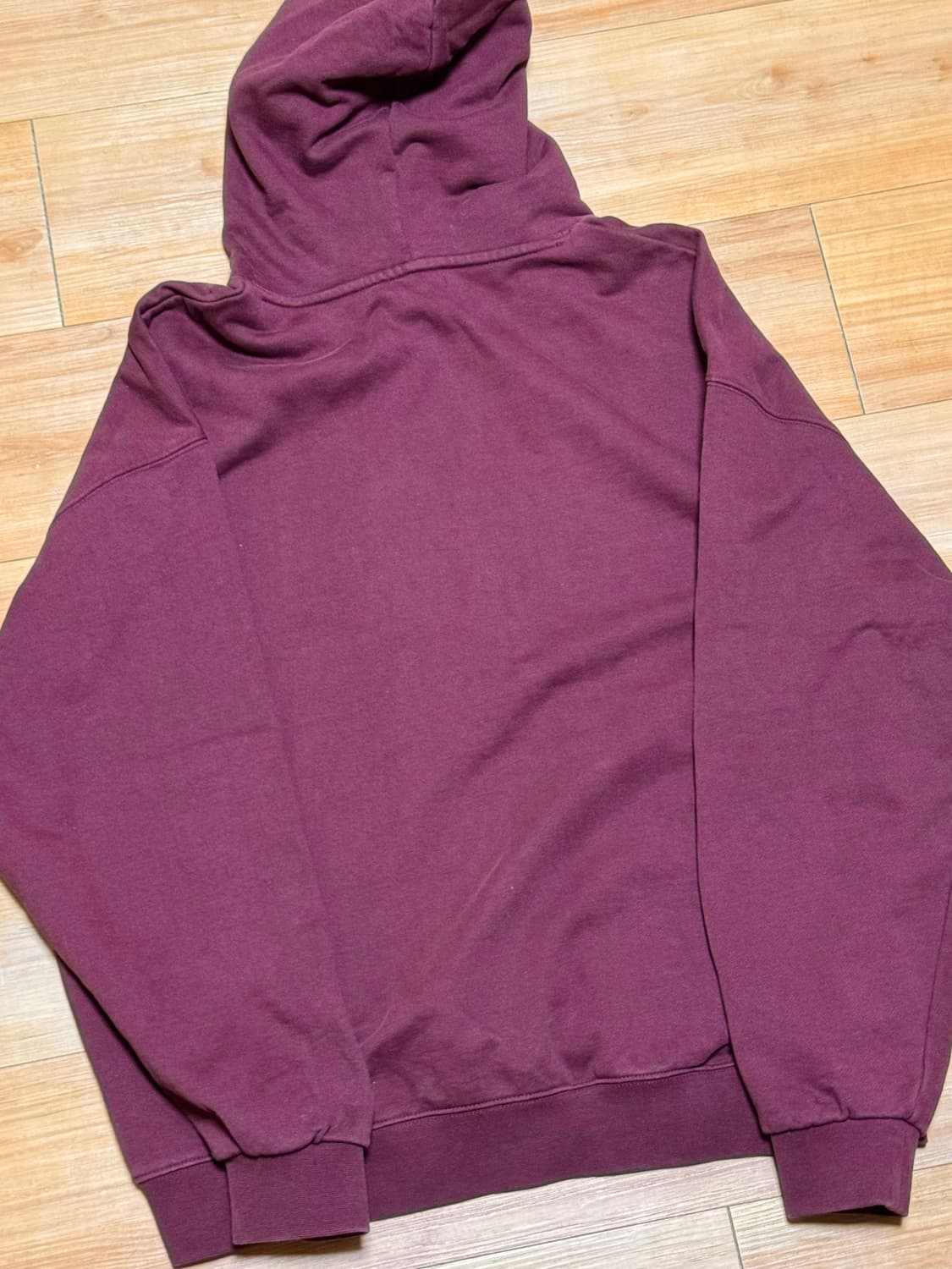 에즈카톤 버건디 후드티 상품이미지3