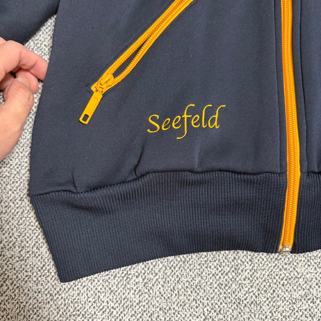 아디다스 씨펠드 져지 네이비 100 트랙탑 상품이미지3