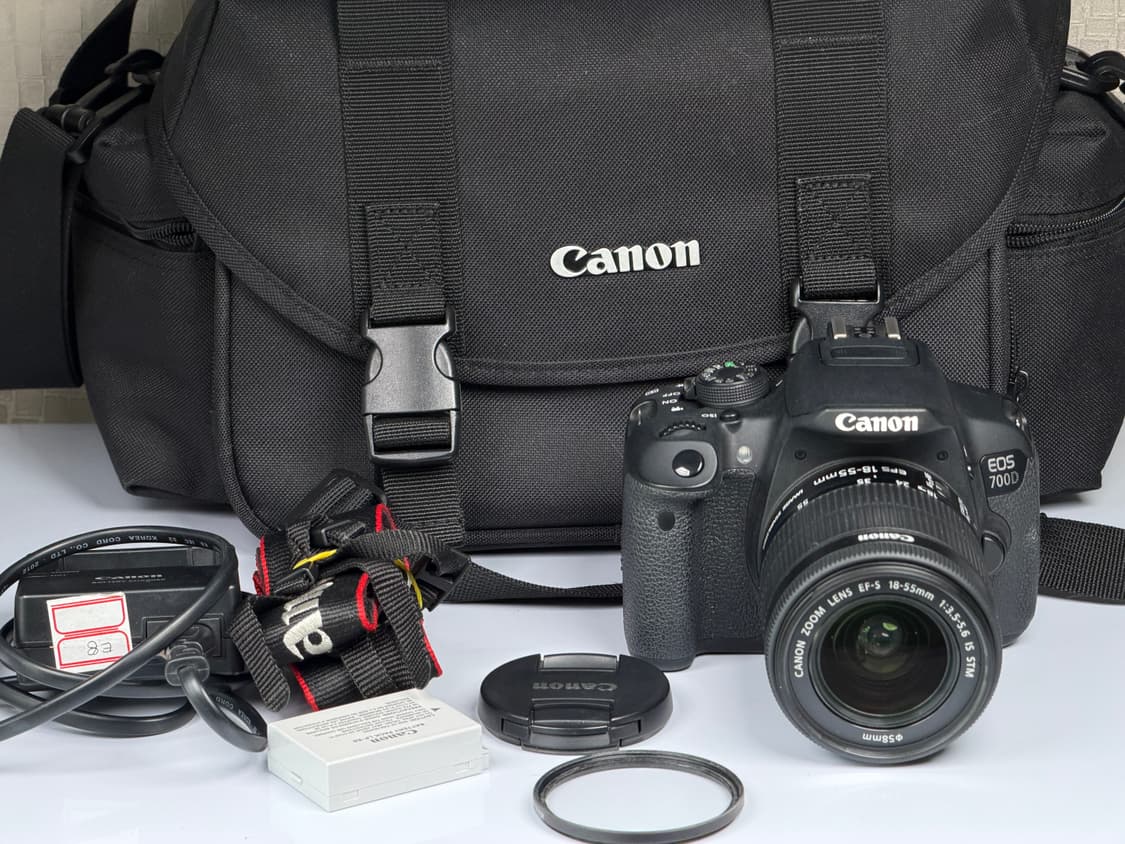 캐논 EOS 700D DSLR 카메라 상품이미지1