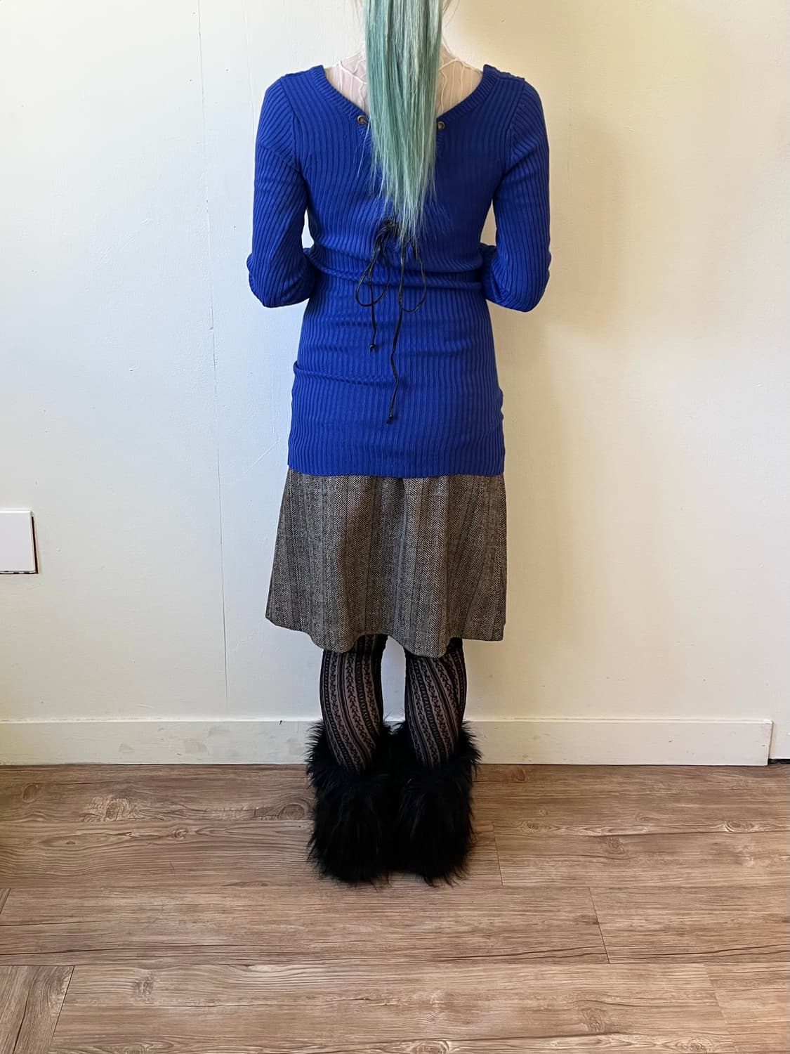 FLOWER CIRCLE 코랄블루 롱 스웨터 상품이미지9