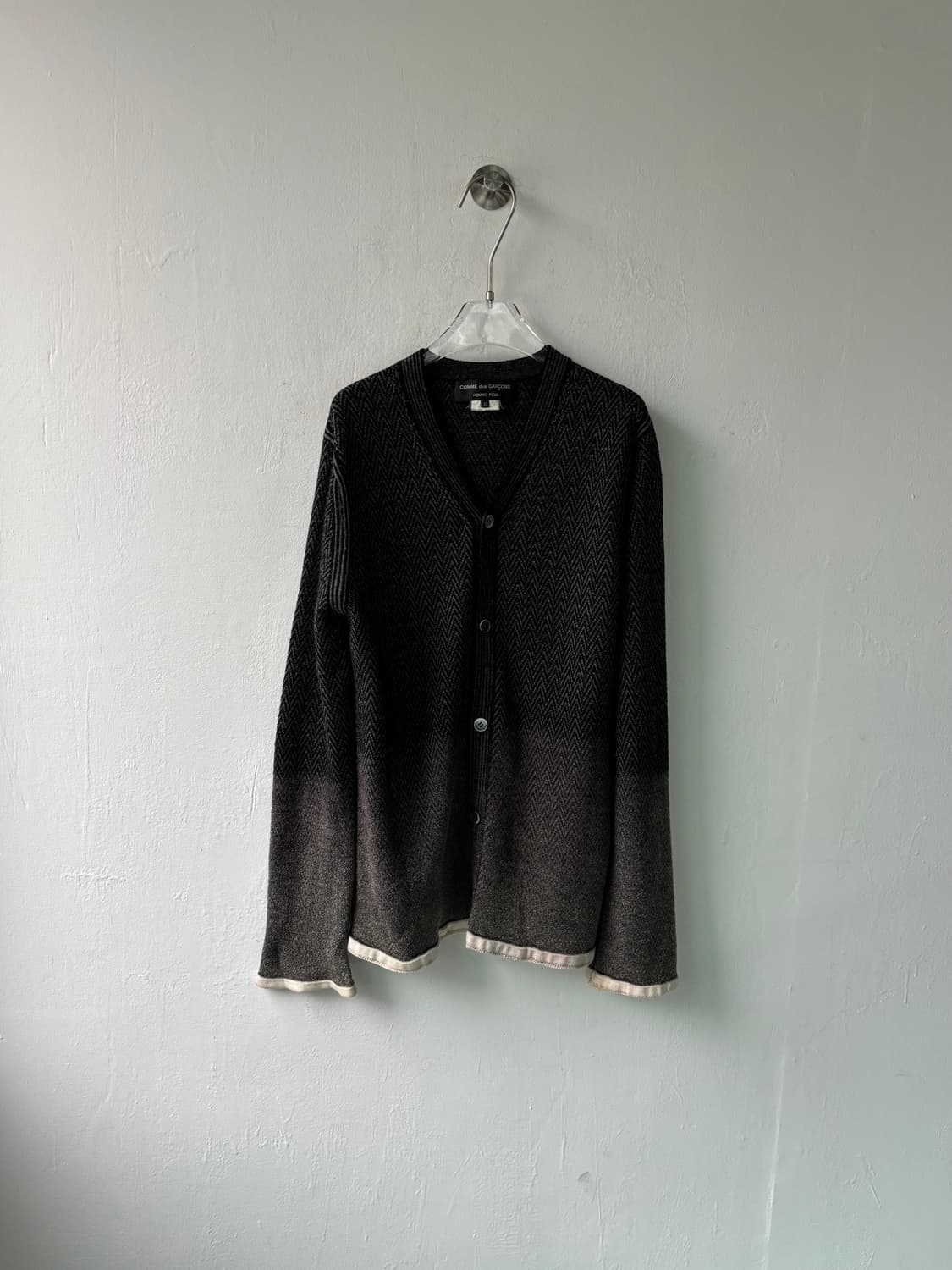 꼼데가르송 옴므 플러스 그라데이션 헤링본 가디건 상품이미지1