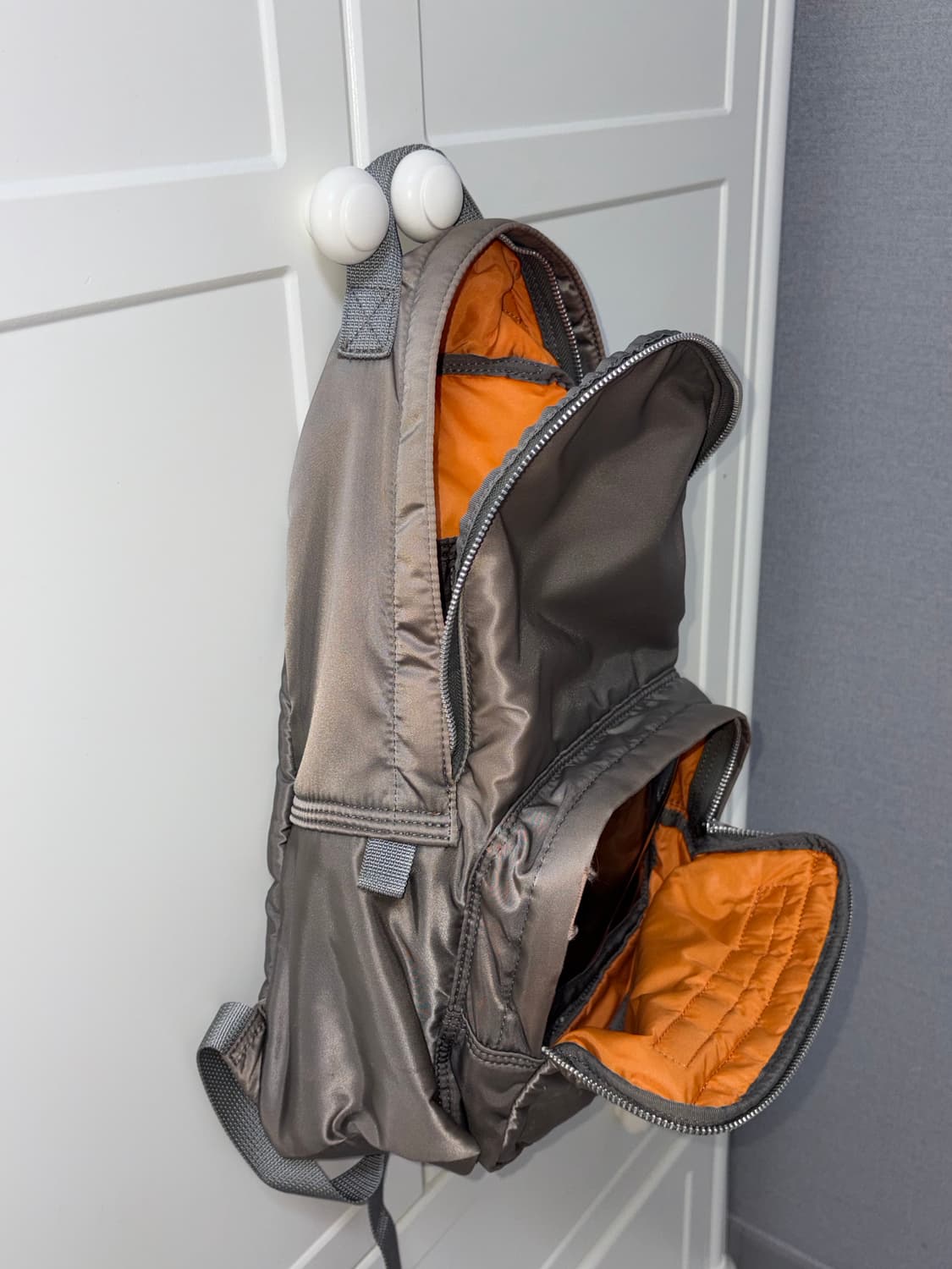 요시다 포터 탱커 데이팩 백팩 실버 그레이 상품이미지8