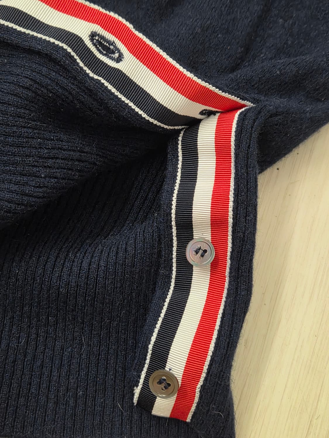 톰브라운 캐시미어100% 유니섹스 가디건 상품이미지7